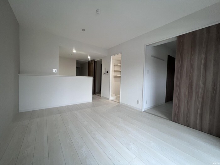 物件内観写真5　(居室)