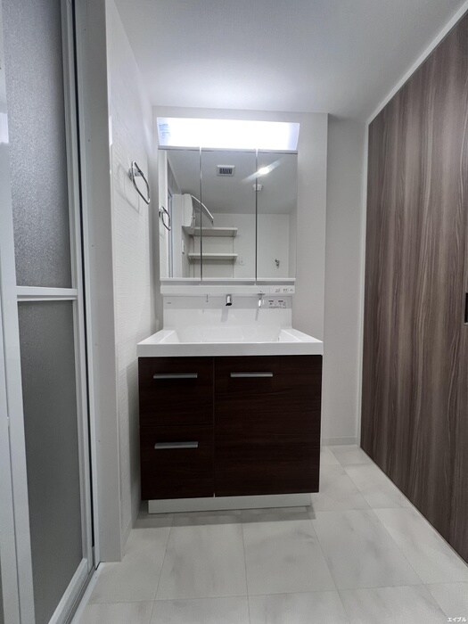 物件内観写真13　(洗面)