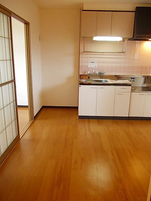 物件内観写真6　(居室)