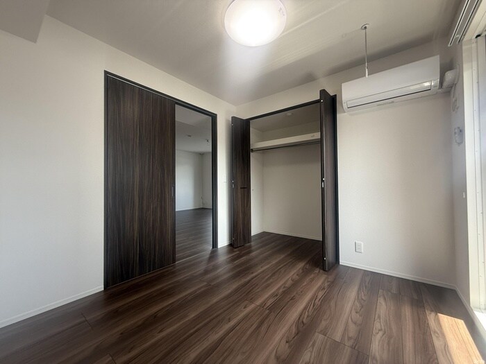 物件内観写真11　(居室)