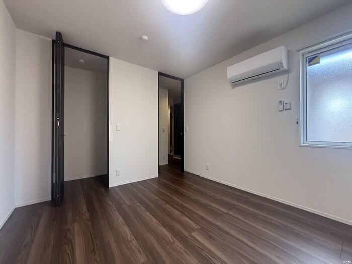 物件内観写真11　(居室)