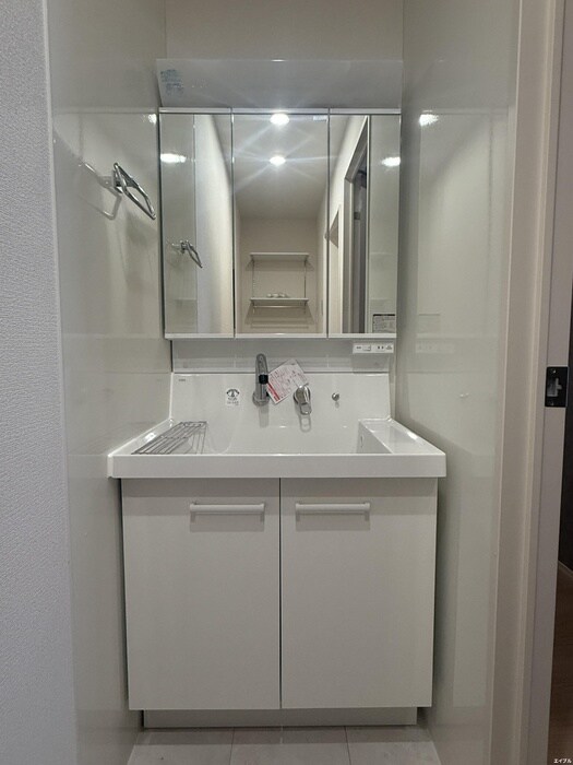 物件内観写真16　(洗面)