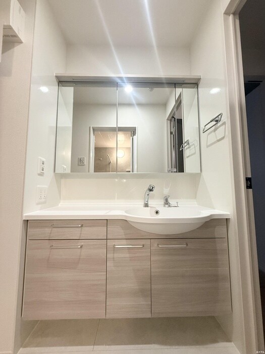 物件内観写真16　(洗面)