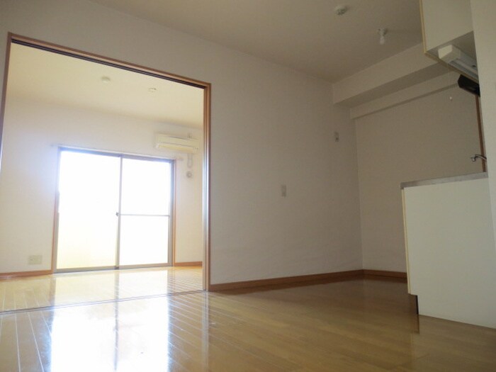 物件内観写真7　(居室)