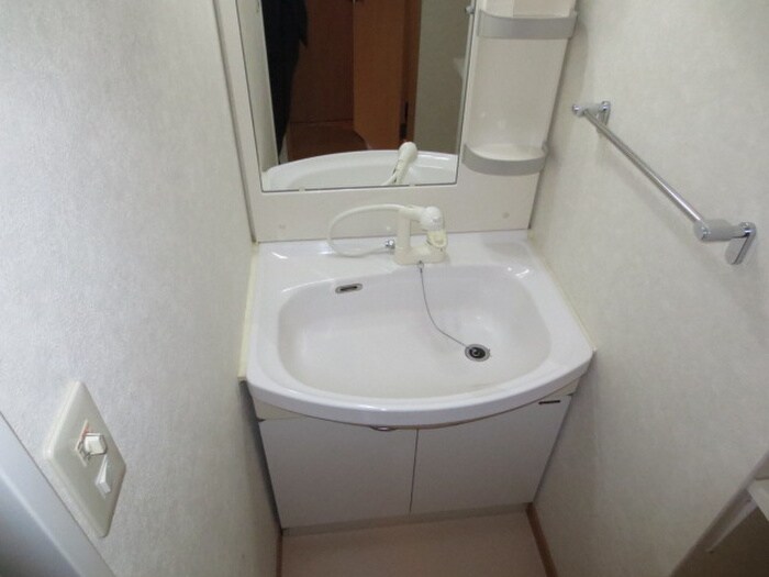 物件内観写真11　(洗面)