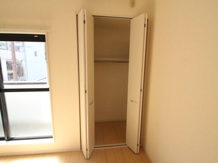 物件内観写真10　(収納)