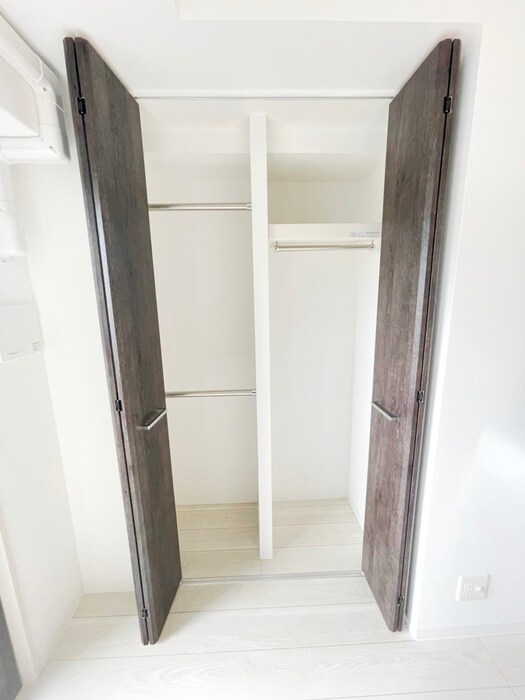 物件内観写真6　(収納)