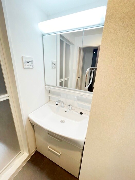 物件内観写真10　(洗面)