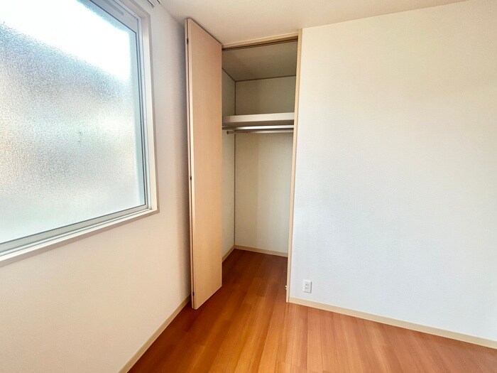 物件内観写真13　(収納)