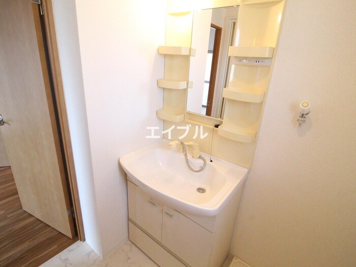 物件内観写真10　(洗面)