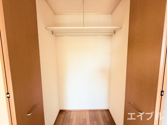 物件内観写真8　(収納)