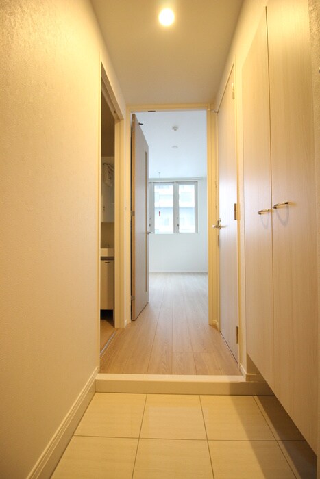 物件内観写真18　(廊下)
