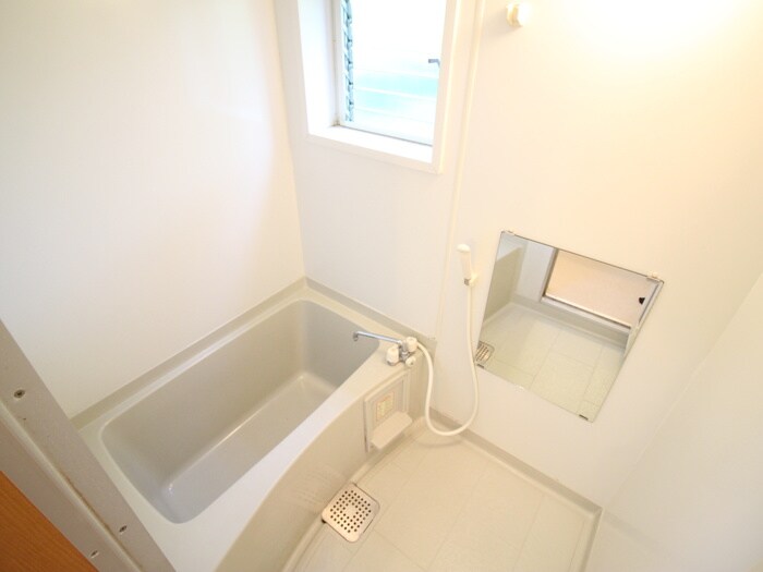 物件内観写真10　(バス／シャワールーム等)