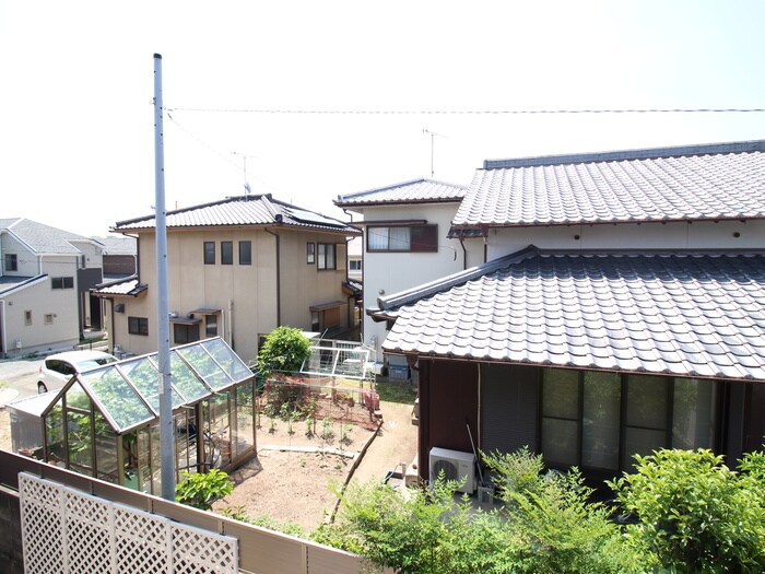 物件内観写真18　(室内からの展望)