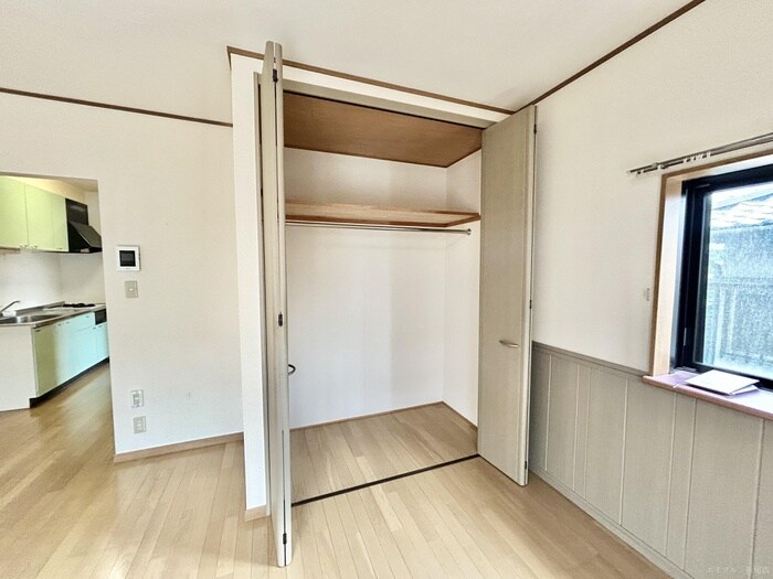 物件内観写真10　(収納)