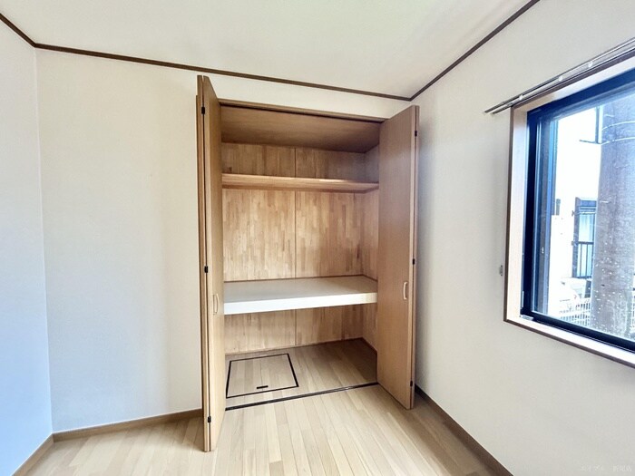 物件内観写真14　(収納)