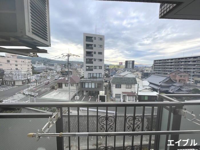 物件内観写真22　(室内からの展望)