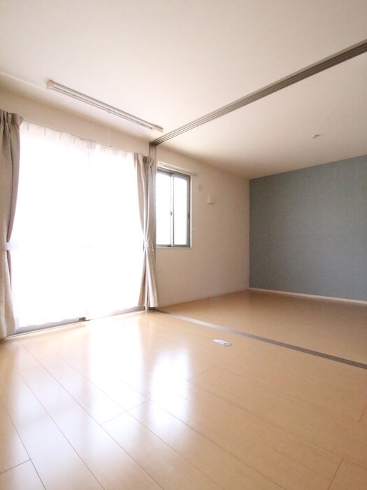 物件内観写真6　(居室)