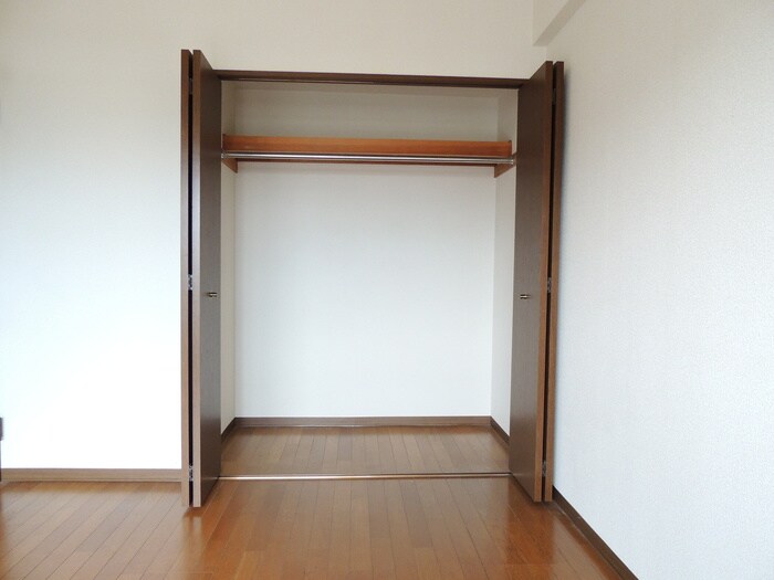 物件内観写真10　(収納)