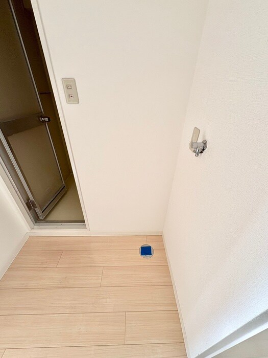 物件内観写真15　(洗濯機置場)