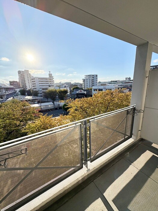 物件内観写真16　(ベランダ・バルコニー)