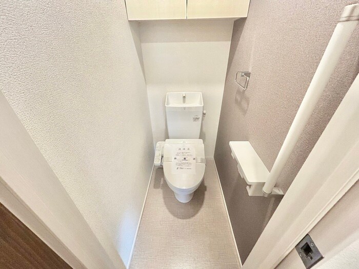 物件内観写真9　(トイレ)