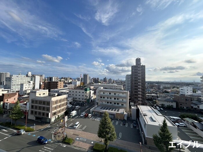 物件内観写真22　(室内からの展望)