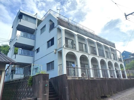 高峰ビル外観写真