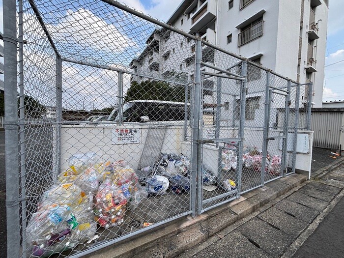 物件外観写真4　(建物設備)