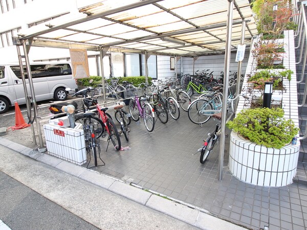 駐輪場