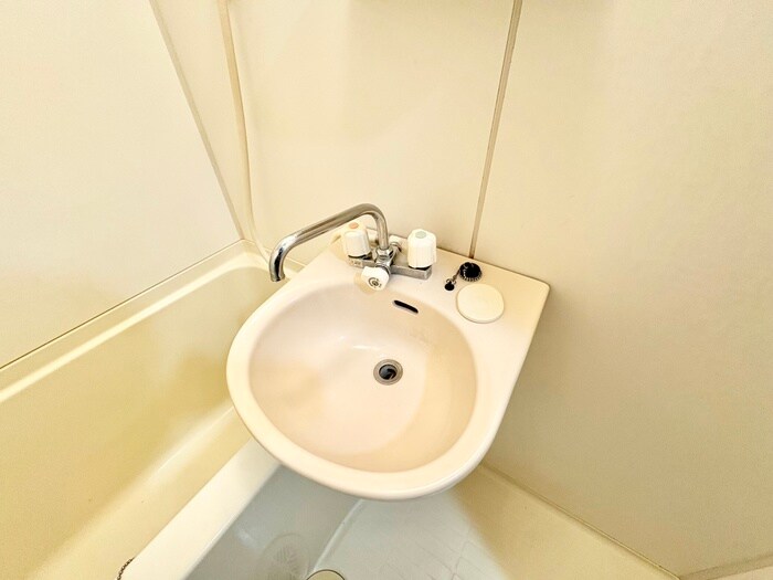 物件内観写真13　(洗面)