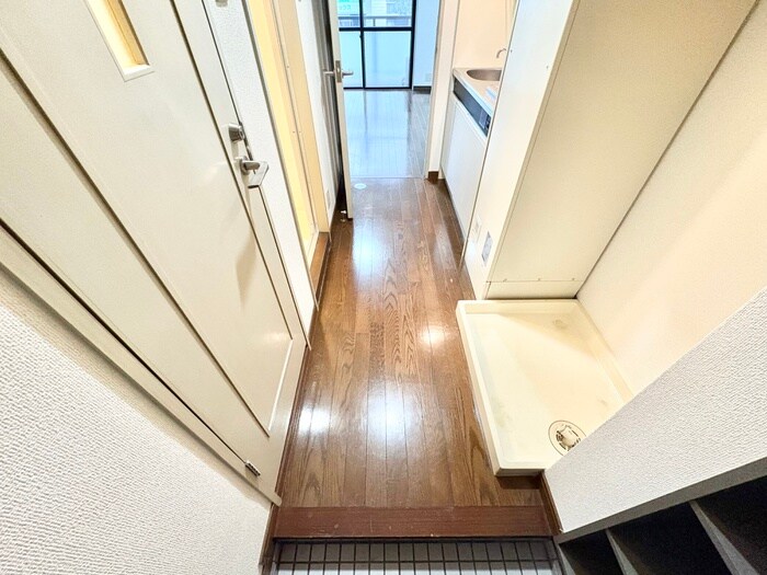 物件内観写真20　(廊下)