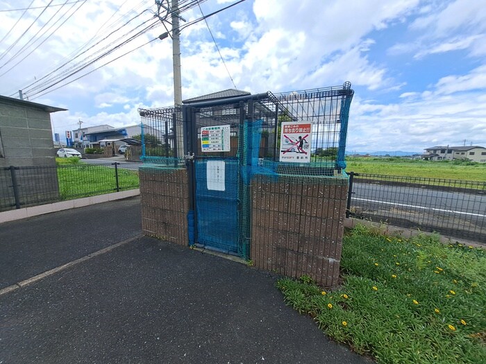 物件外観写真4　(建物設備)