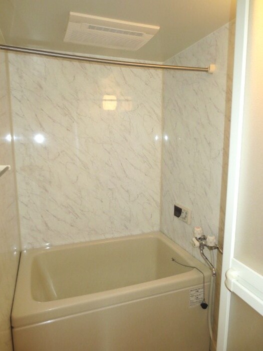 物件内観写真8　(バス／シャワールーム等)