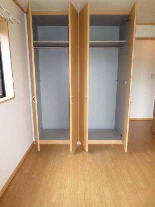 物件内観写真10　(収納)