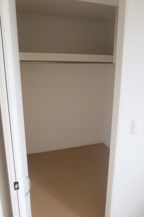 物件内観写真21　(収納)