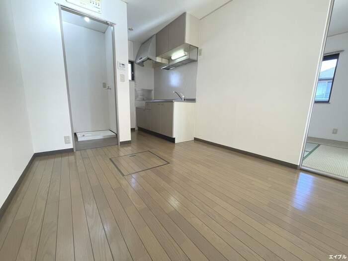 物件内観写真6　(居室)