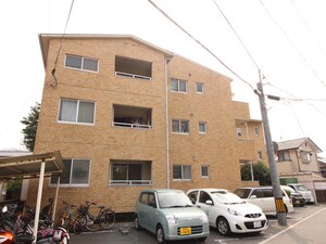 マンハイム諸岡外観写真