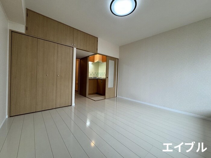 物件内観写真9　(居室)