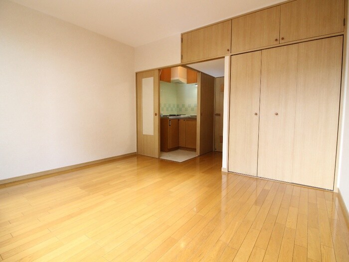 物件内観写真9　(居室)