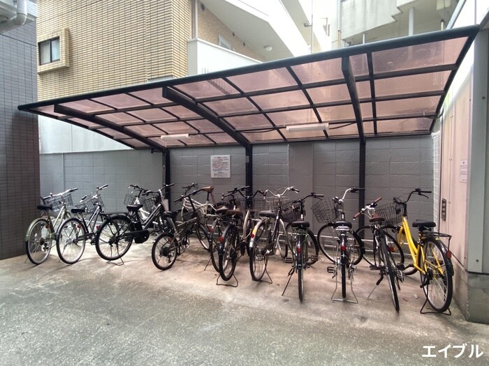 物件外観写真6　(駐輪場)