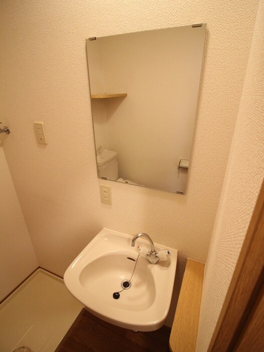 物件内観写真12　(洗面)