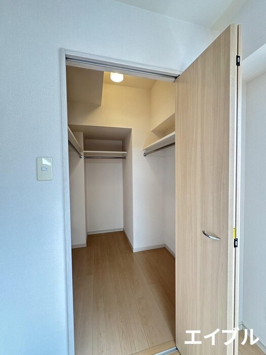 物件内観写真13　(収納)