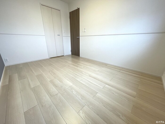 物件内観写真8　(居室)