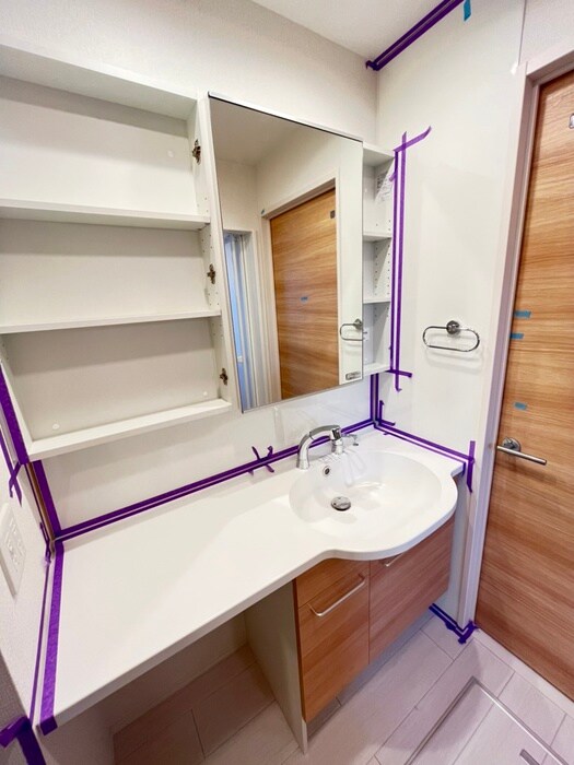 物件内観写真11　(洗面)