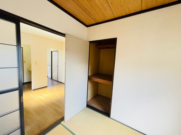 物件内観写真16　(収納)