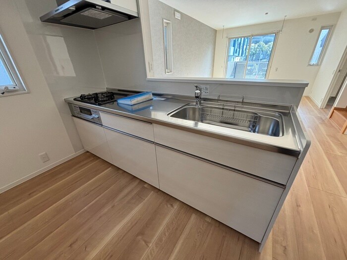 物件内観写真8　(キッチン)