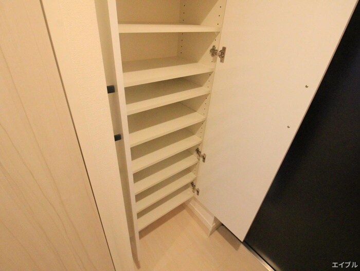 物件内観写真17　(靴箱)