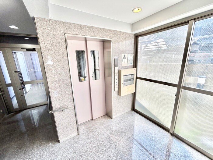 物件外観写真6　(建物設備)