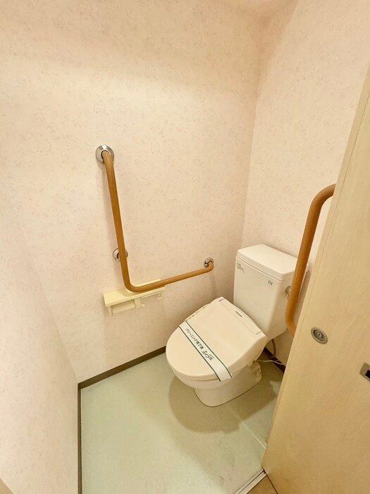 物件内観写真10　(トイレ)